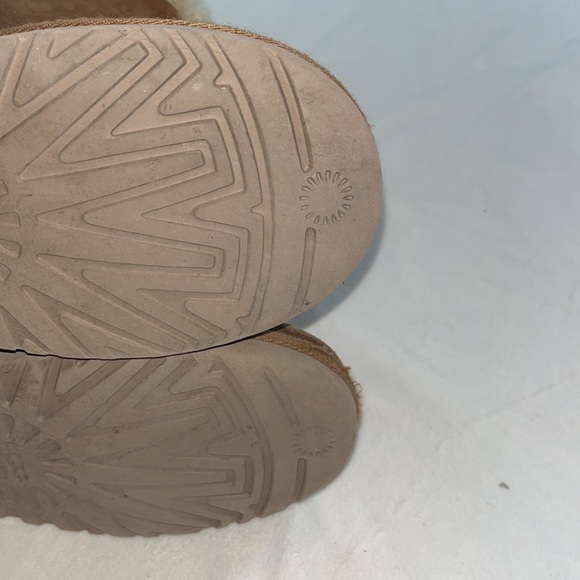 UGG Bailey Bow II in chestnut brown - Picture 12 of 13